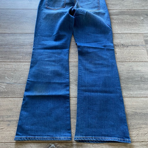 NWOT GAP perfect boot jeans. Sz 29s - Picture 4 of 5